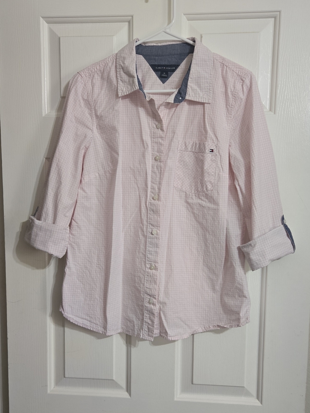 Tommy Hilfiger Light Pink Button-Down Shirt with Contrast Collar